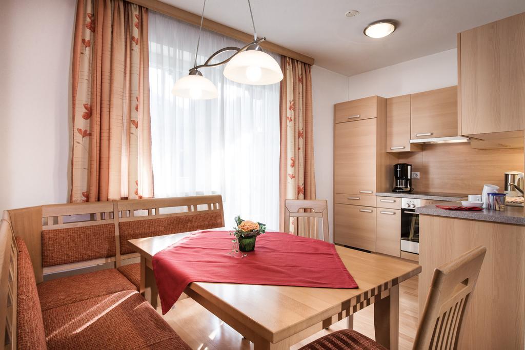 Appartements Salzburgerhof Flachau Zimmer foto